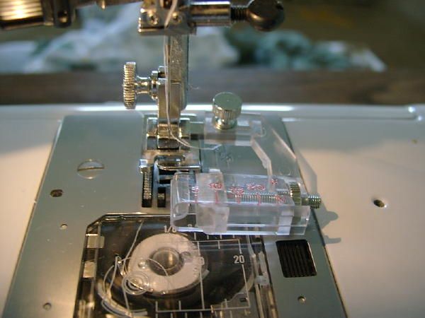 HONEYSEW Bias Tape Binding Foot High Shank #6288 fit All high Shank sewing  Machine