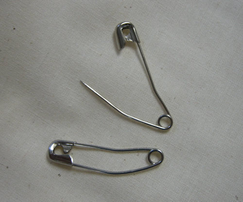 Quilters Curved Safety Pins 37mm – 25pcs – Little Patch Of Heaven