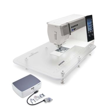 Janome Horizon Memory Craft MC9480QCP Sewing Machine - 9mm with Stitch Regulator & AcuFeed