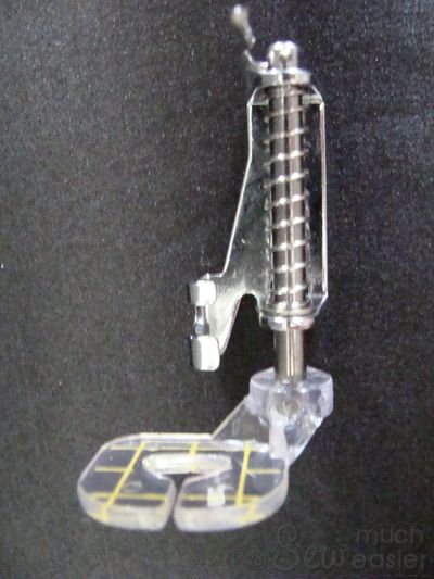 Darning Foot Deluxe for Free-Motion Quilting (Low Shank for 7mm & 5mm machines)