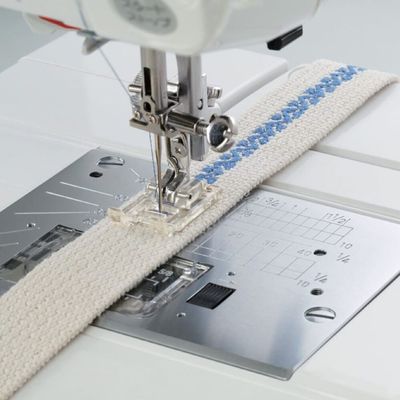 Satin Stitch Applique Foot - Clear (Universal for 7mm & 5mm machines)