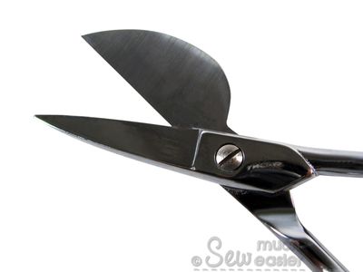 Duckbill Applique Scissors - 15mm / 6 inch by Klasse