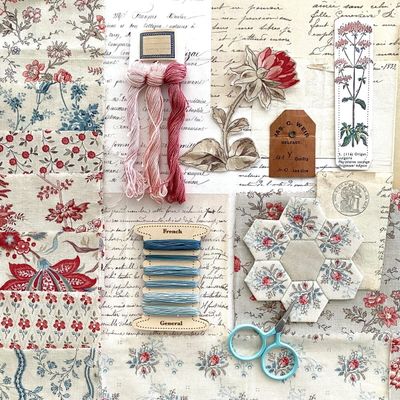 Moda Fabric Fleur de Paris by French General - Charm Pack