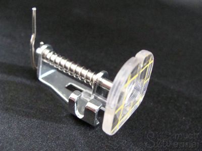 Darning Foot Deluxe for Free-Motion Quilting (Low Shank for 7mm & 5mm machines)