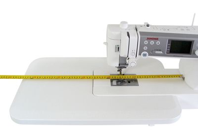 Janome Memory Craft MC6700P Semi-Industrial Sewing Machine - Best for Quilting Pro