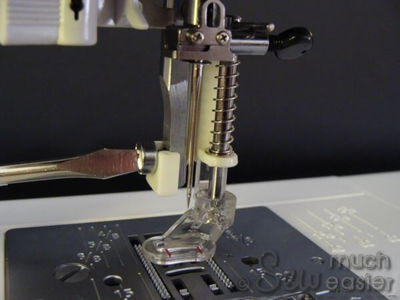 Darning Foot  for Free-Motion Quilting (Low Shank for 7mm & 5mm machines)