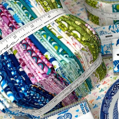 Moda Legendary Love by Sariditty - Fat Quarter Bundle