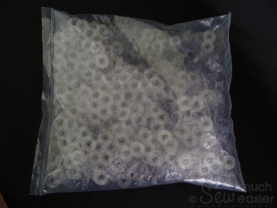 Bulk Pack of 500 Empty Plastic Bobbins