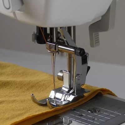 Knit Tricot Foot (Suits Low Shank 7mm and 5mm machines)