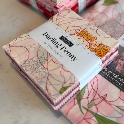 Moda Darling Peony by Robin Pickens - Charm Pack