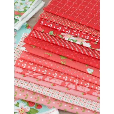 Moda Bloomsberry by Camille Roskelley - Charm Pack